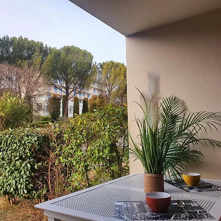 T2 Climatise Piscine Greoux-les-Bains
